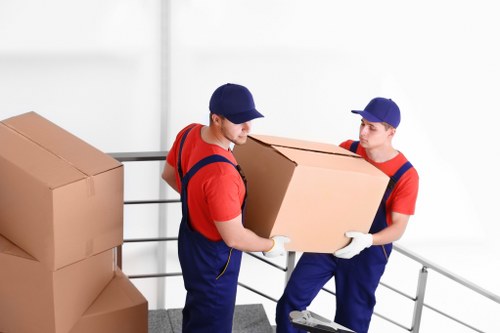 Local moving truck helping with a South London relocation